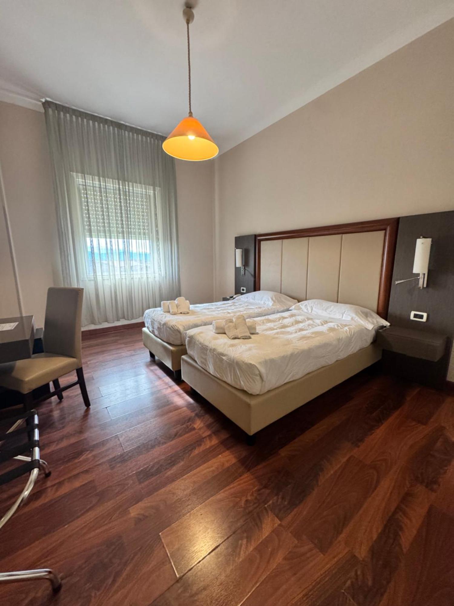 Grand Hotel Lamezia Lamezia Terme Exterior foto